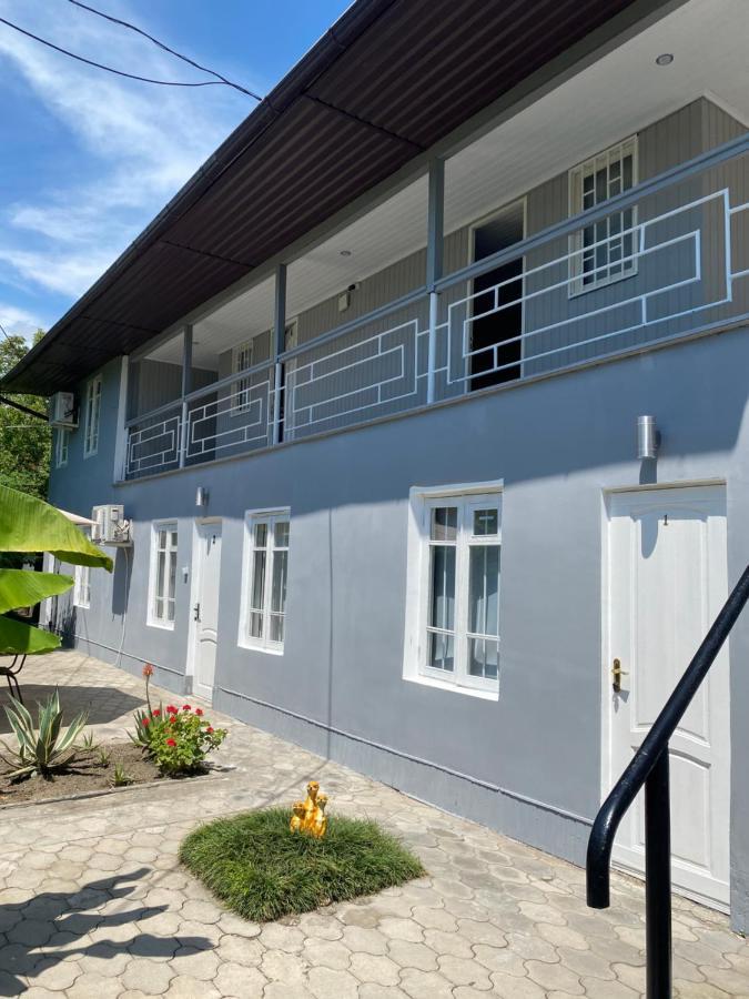 Гостевой Дом «Green Garden» Sochumi Exterior foto